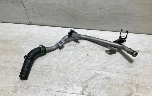 Dacia Sandero III Engine coolant pipe/hose 210457203r