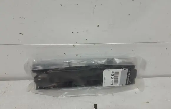 Renault Master III Front bumper mounting bracket 620500787R 620438971R 960160146R