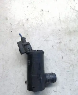 Toyota Avensis Verso Windscreen/windshield washer pump 8533060140