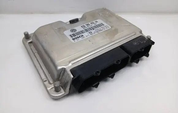 Volkswagen Golf V Engine control unit/module ECU 036906032AAKAS 036906032AA 0261208045