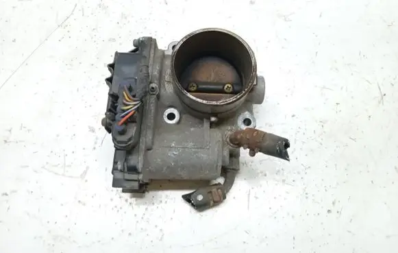 Mitsubishi Outlander Throttle body valve 14210352