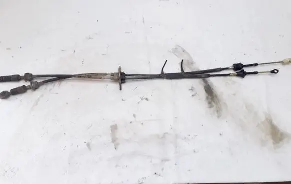 Mitsubishi Outlander Gear shift cable linkage