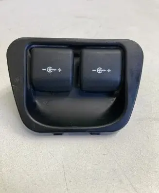 BMW X5 E53 12 V Socket (rear) 8254339
