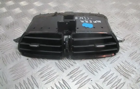 Nissan Almera Tino Dashboard side air vent grill/cover trim