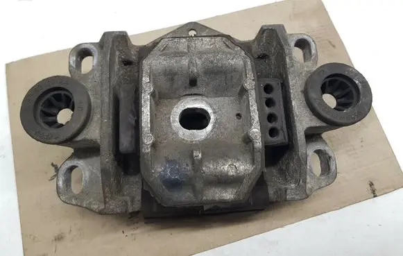 Ford Mondeo Mk III Engine mount bracket 95BB9B929AA nr4115
