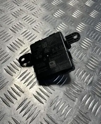 Audi A3 8Y Keyless system antenna 5WA959436P