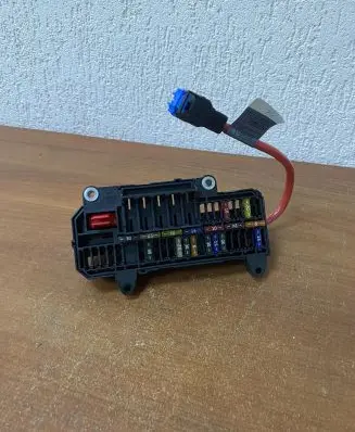 BMW 7 E65 E66 Fuse box set 18572 6113690058303