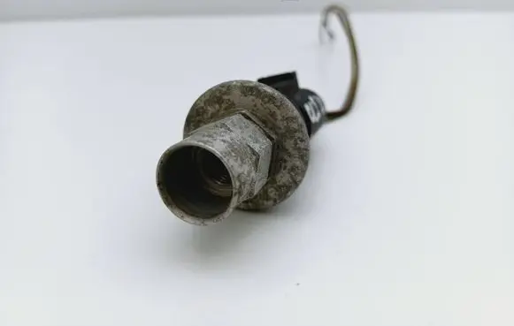Skoda Octavia Mk2 (1Z) Air conditioning (A/C) pressure sensor 