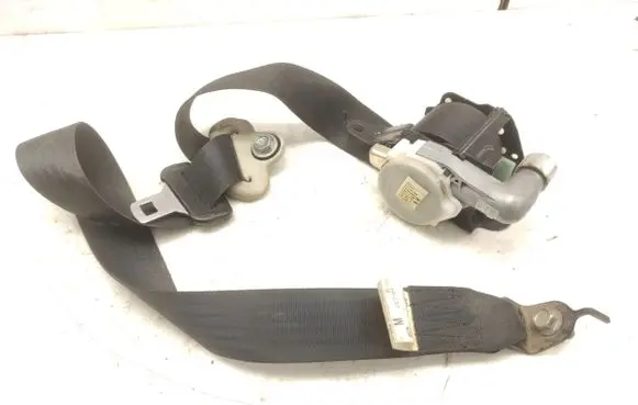 Mazda 5 Front seatbelt T89335T 0434087