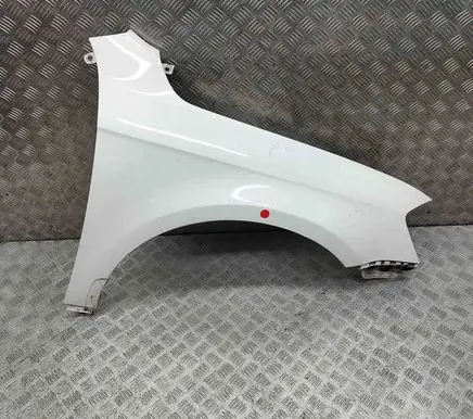 Volkswagen PASSAT B7 Fender 3AA821022B
