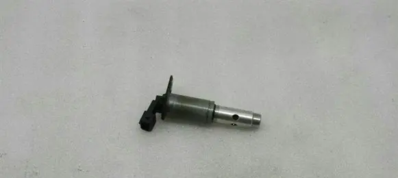 BMW 5 E60 E61 Camshaft vanos timing valve 