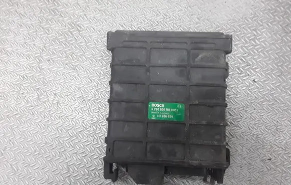 Volkswagen Golf II Engine control unit/module 0280800104 811906264
