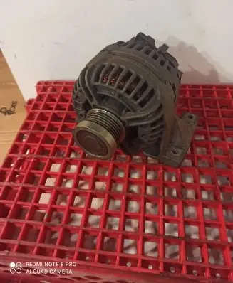 Volvo V70 Generator/alternator 8676498 0124525029
