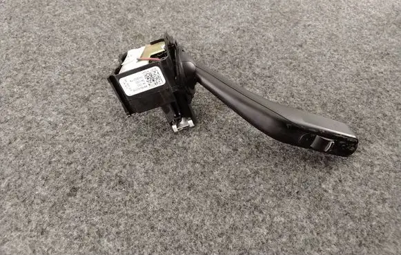 Volkswagen Caddy Wiper control stalk 1K0953519
