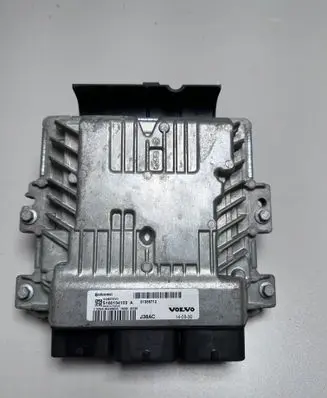 Volvo V70 Engine control unit/module 31355712 S180134103A