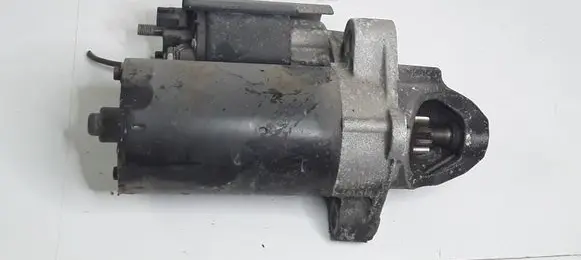 Volkswagen PASSAT B5.5 Starter motor