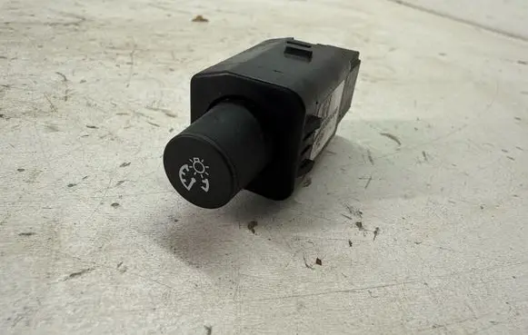 Chevrolet Camaro Panel lighting control switch 84580496