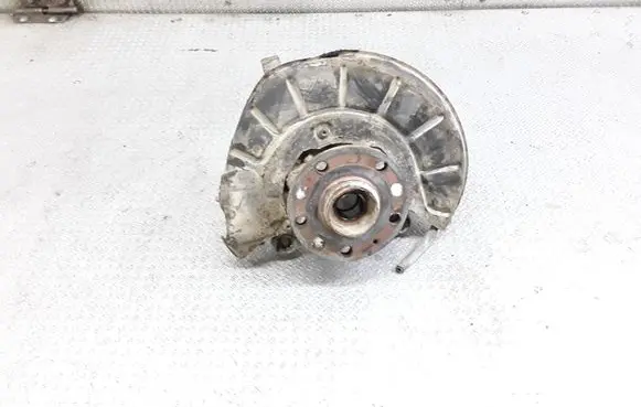 Volkswagen PASSAT B6 Front wheel hub spindle knuckle