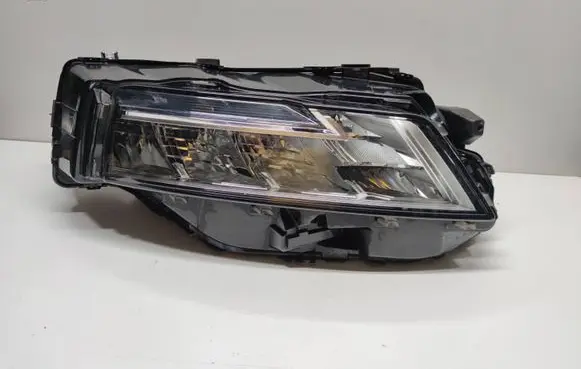 Nissan X-Trail T33 Headlight/headlamp