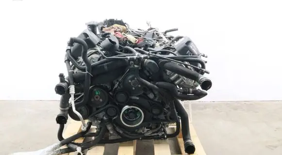 BMW M6 Engine S85B50A 0443598 0443599