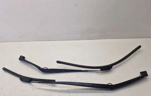 Hyundai Tucson TL Windshield/front glass wiper blade 