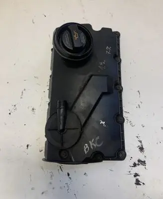 Volkswagen Golf Plus Rocker cam cover 038103475N 038103475P 038103469