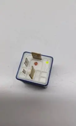 Audi A6 S6 C6 4F Other relay 8A0951253 202