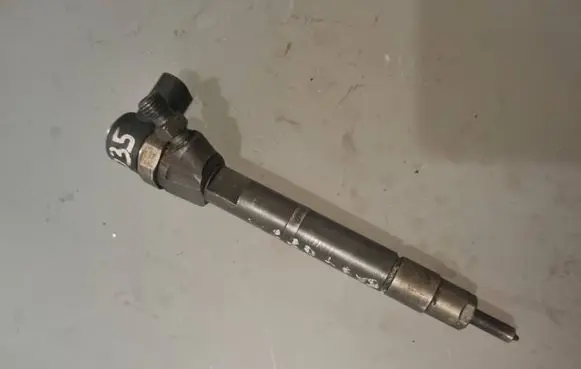 Mercedes-Benz E W211 Fuel injectors set 0986435035