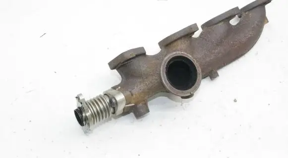 BMW 4 F32 F33 Exhaust manifold 8519888 14341710
