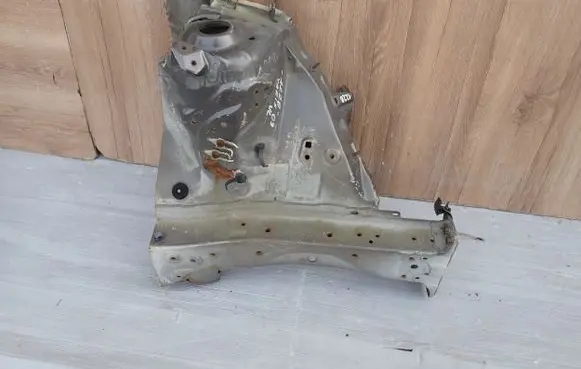 Toyota Yaris Front side member 