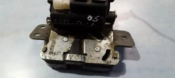 Mitsubishi Colt Tailgate/trunk/boot lock/catch/latch MR959190