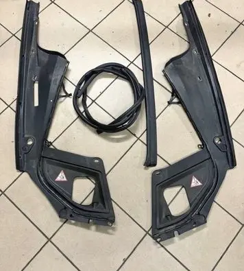 BMW 5 F10 F11 Engine bonnet/hood lock trim molding 7019803 10627110 7019804