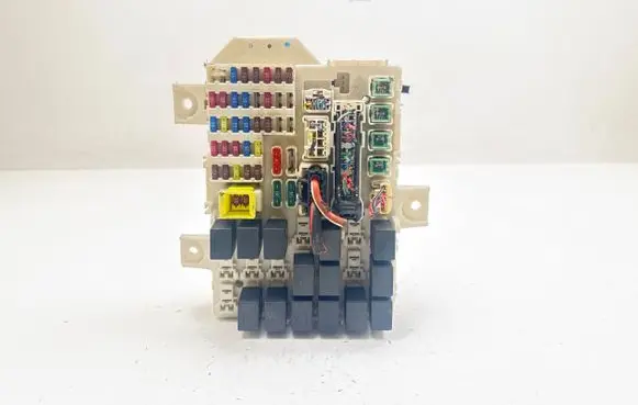 Mitsubishi Colt Fuse box set MN108319 0345 7B01
