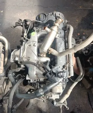 Peugeot 607 Engine 