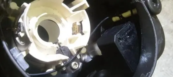 Volkswagen Golf V Headlight level adjustment motor 