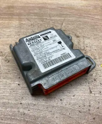 Renault Scenic I Airbag control unit/module 600639500 8200117652A