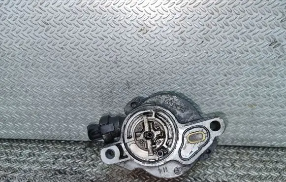 Peugeot Partner Vacuum pump D1563A