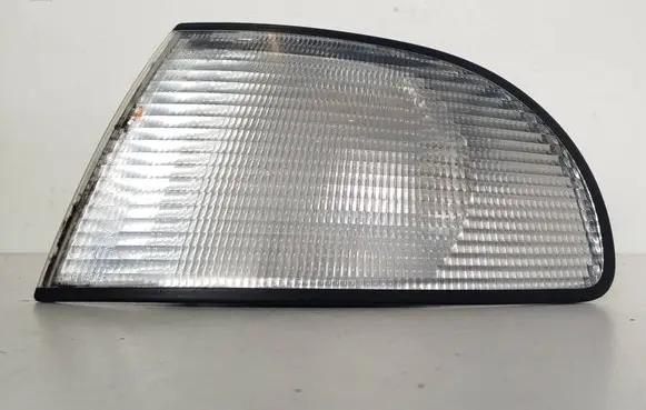 Audi A4 S4 B5 8D Front indicator light 