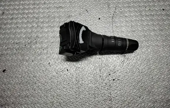 Nissan X-Trail T30 Wiper control stalk 252608H905
