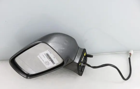 Toyota Corolla Verso E121 Front door electric wing mirror 