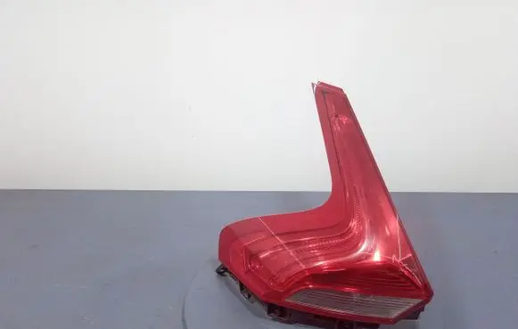 Volvo V40 Rear/tail lights 31283339