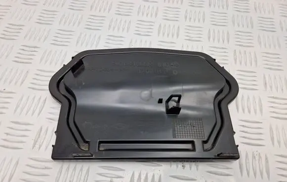Renault Scenic E-Tech V Tailgate trim 901B41806R