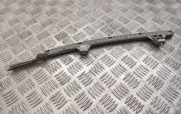 KIA Sorento Rear door windshield rail 