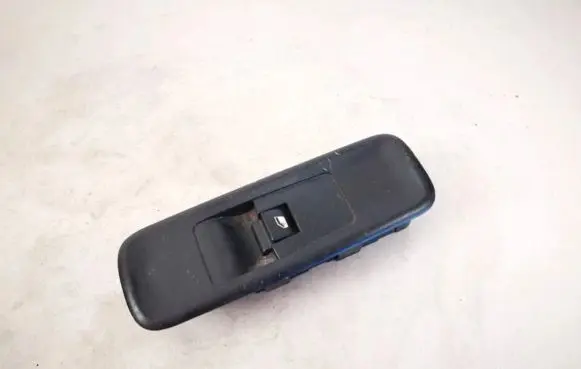 Peugeot 807 Front door window switch trim 14893750XT