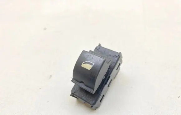 Peugeot 3008 I Electric window control switch