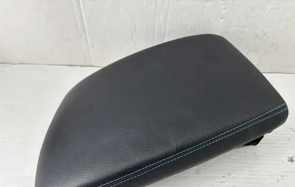 BMW 2 F22 F23 Armrest F22F87