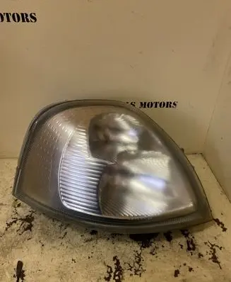 Renault Master II Headlight/headlamp