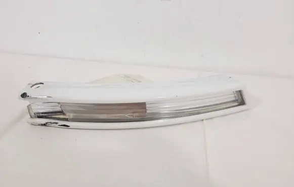 Volkswagen PASSAT B6 Front indicator light 3C0953042H