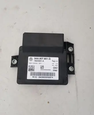 Volkswagen PASSAT CC Hand brake control module 3AA907801G