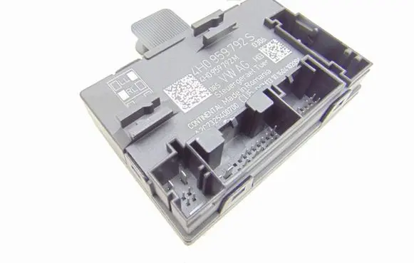 Volkswagen Touareg II Door control unit/module 4H0959792S